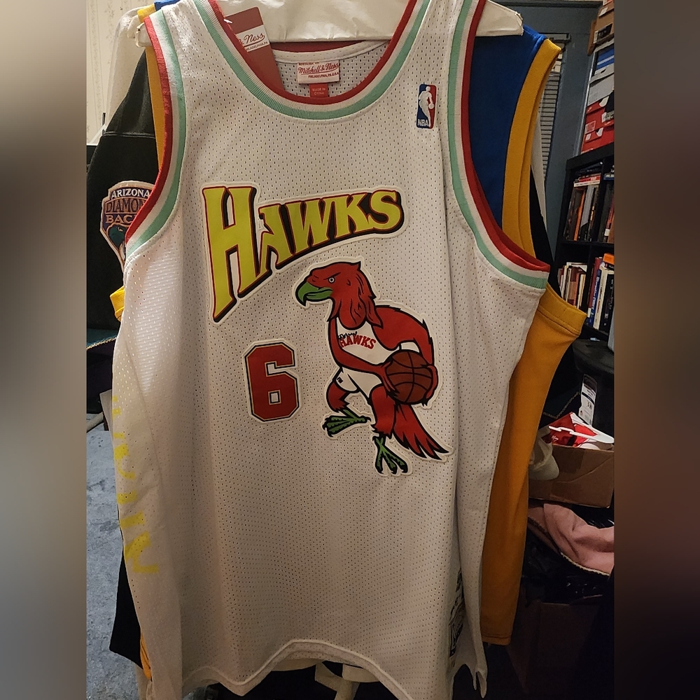 Men's White Basketball Jersey - Picture 2 of 2